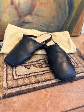 Wandler Black Leather Square-Toe Mule Slides SZ 36